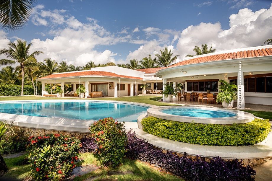 Caribbean Oceanfront Villas