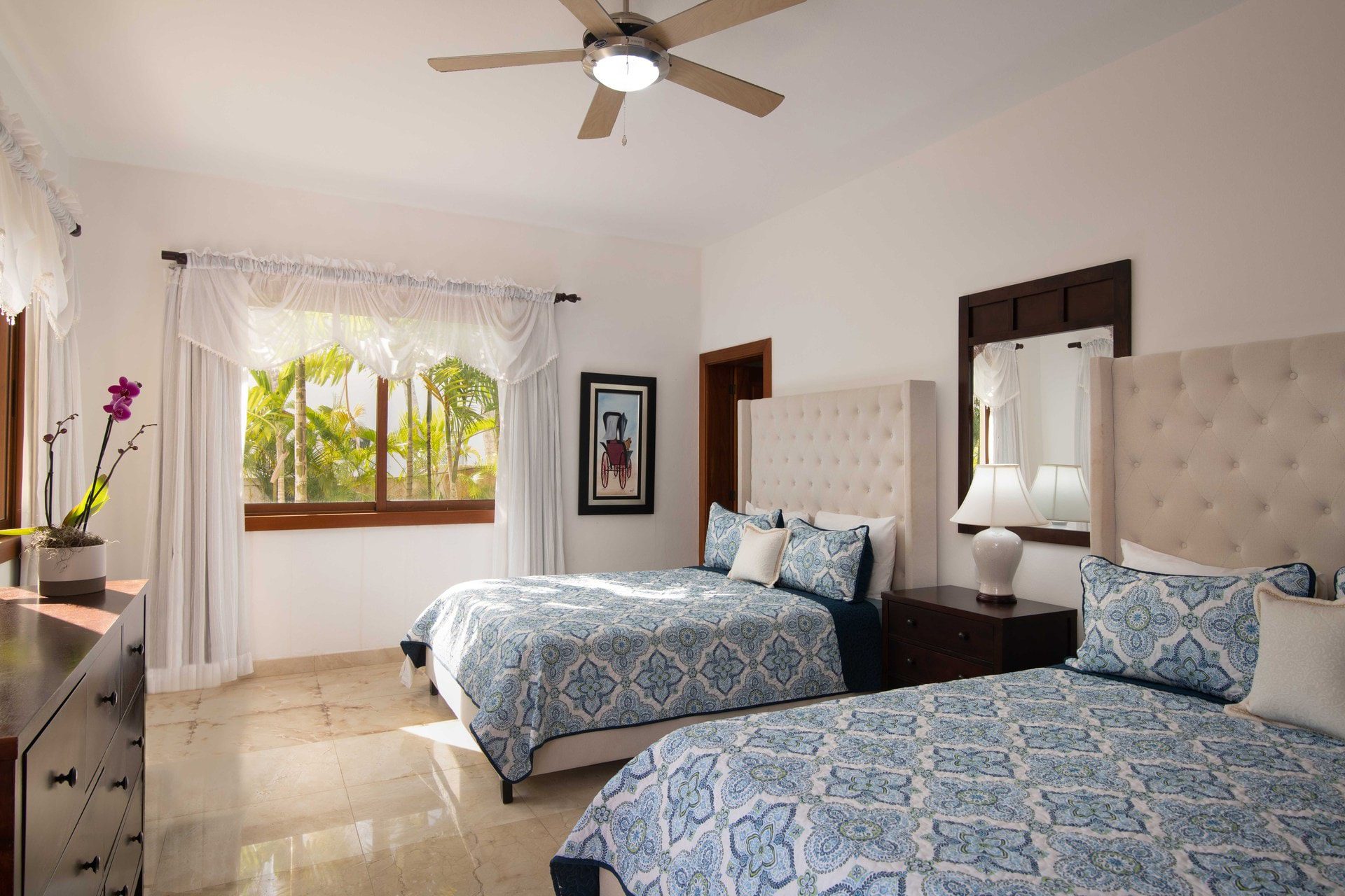 Exclusive 10 Bedroom Villa Colosal Bedroom