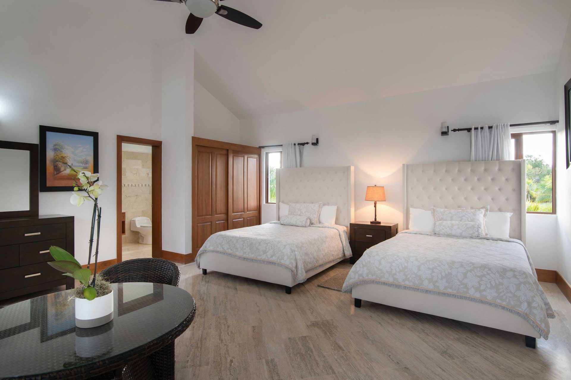 Exclusive 10 Bedroom Villa Colosal Bedroom