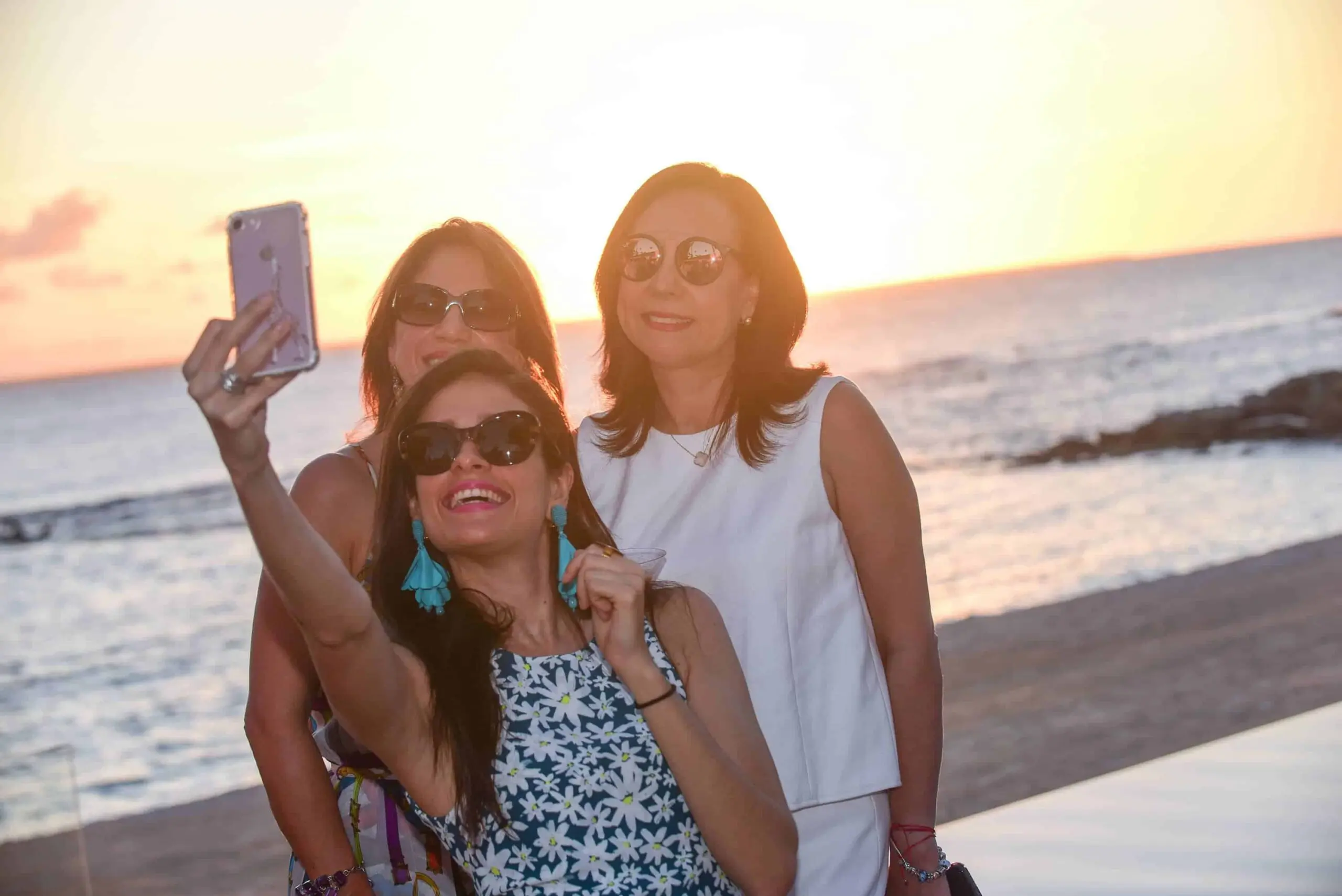 Picture perfect Caribbean events at Casa de Campo Resort & Villas.||Dominican dancers at Altos de Chavón|Casa de Campo Pools|Alex Napier -alexnapiergolf|Woman with drink at Minitas Beach Club & Restaurant|Teresa Moon - Villa in Casa de Campo|Mariela Encarnación at Altos de Chavón|Children at Night Golf event- Casa de Campo|A guest posing in the sand at one of the beaches at Casa de Campo|chelseaalanaa - Main pool