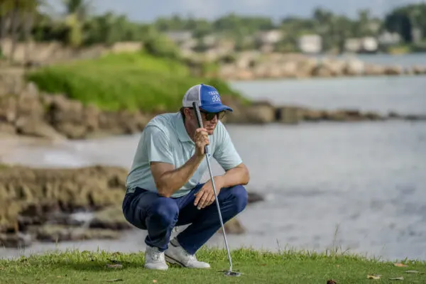 Golfer on the Teeth of the Dog course