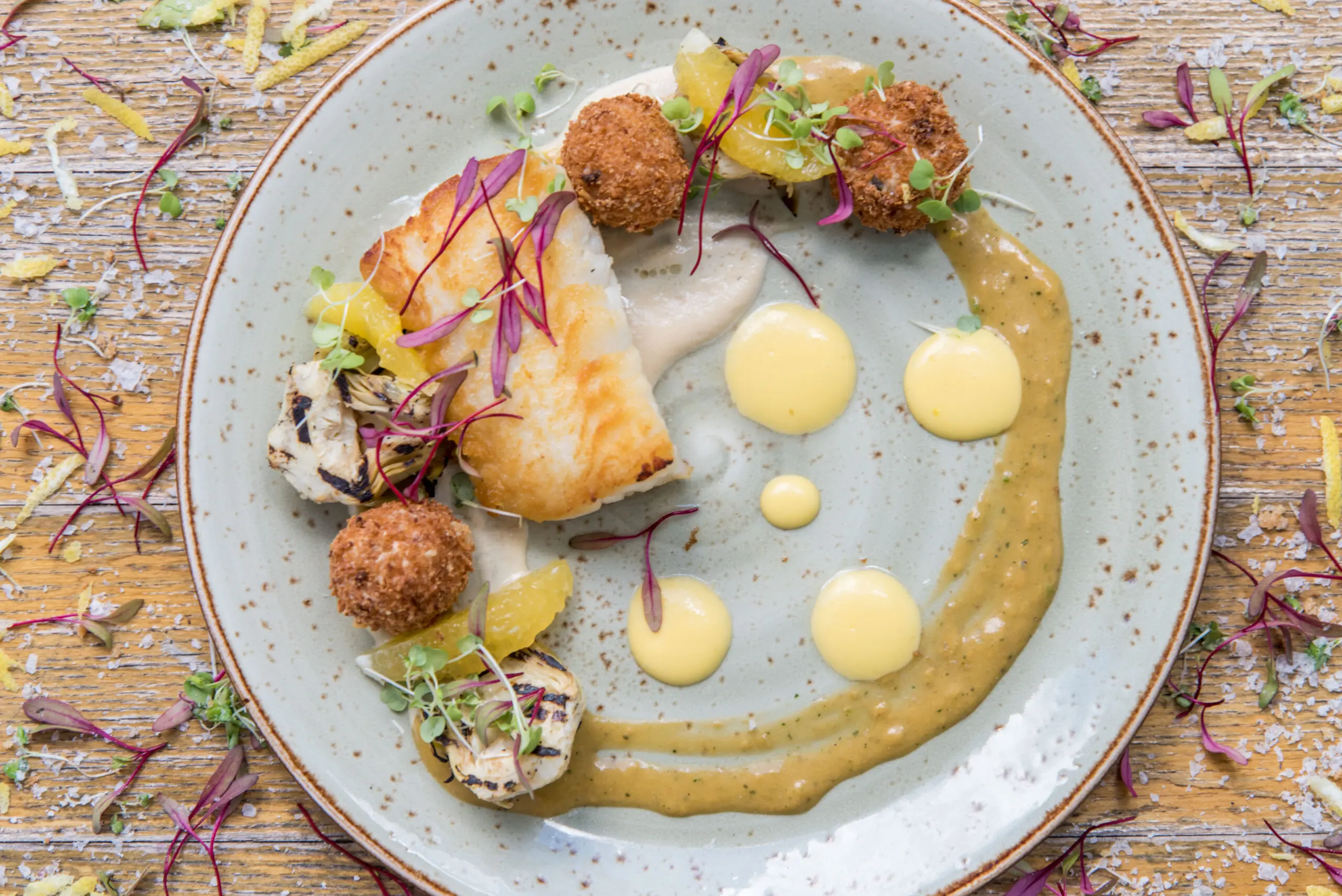 Un elaborado plato de mariscos preparado en SBG