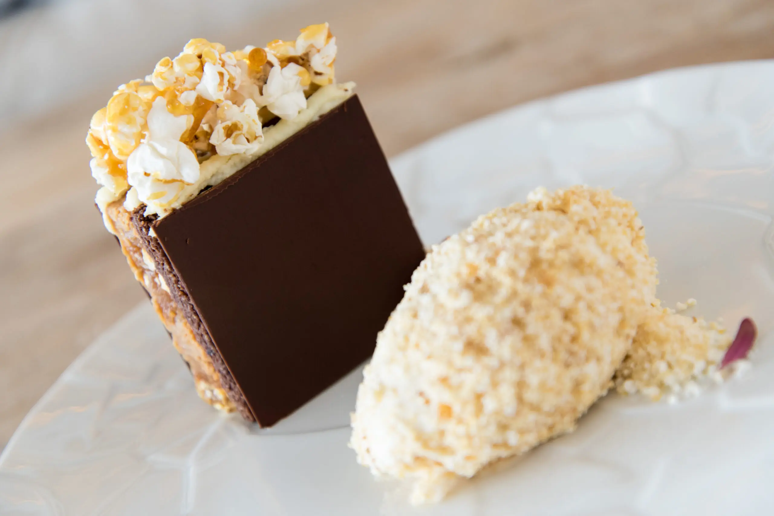 Un plato vibrante, preparado y servido en SBG, en La Romana