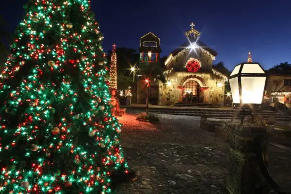 Altos de Chavón Holiday Lights and Events