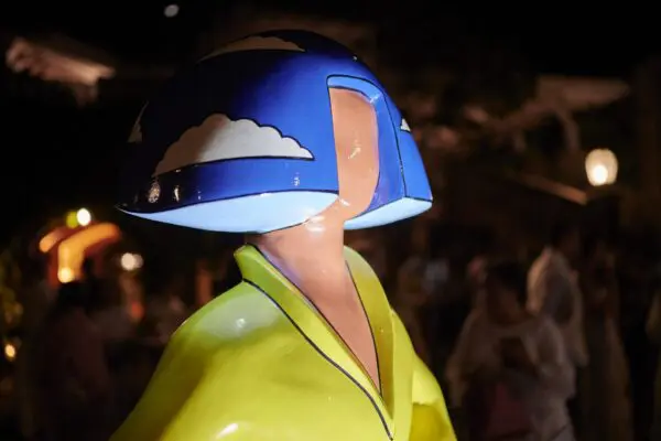 La Menina Dominicana Statue