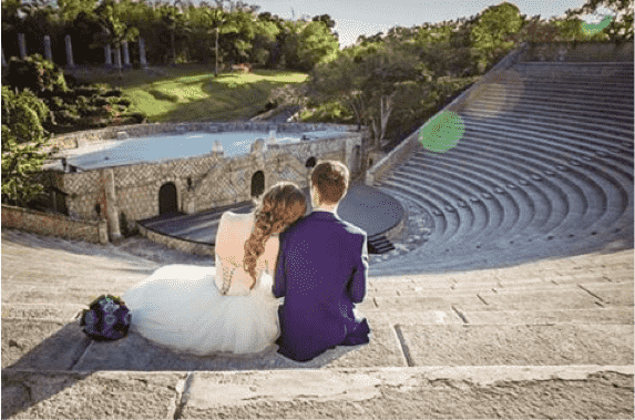 The amphitheatre at Altos de Chavon is ideal for wedding photos. 