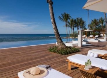 Exquisite views of the beach from our luxury La Romona resort