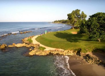 View of Teeth of the Dog hole 5 at Casa de Campo