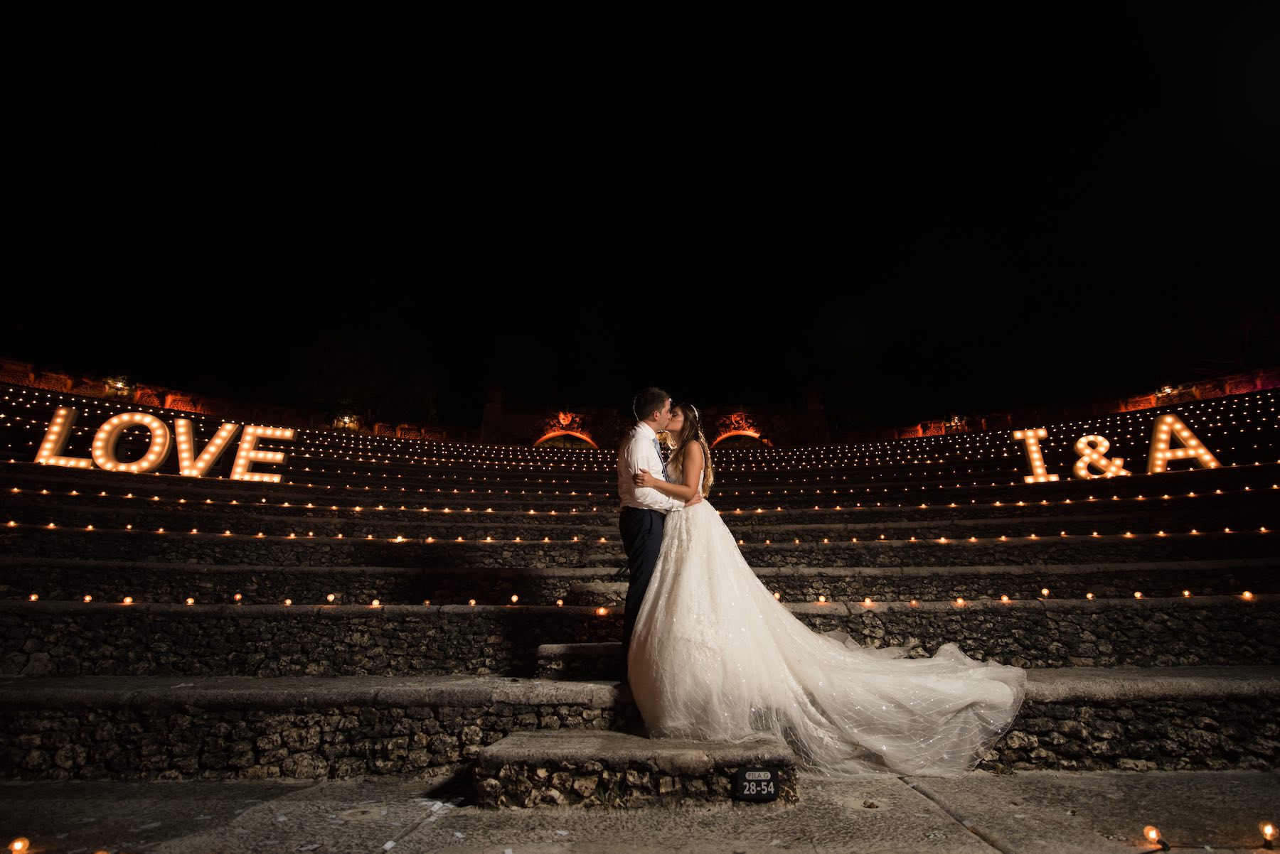 A bride and groom at the best wedding resort in the Dominican Republic