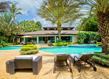 Casa de Campo Villa Exterior With Pool and Lounge Area