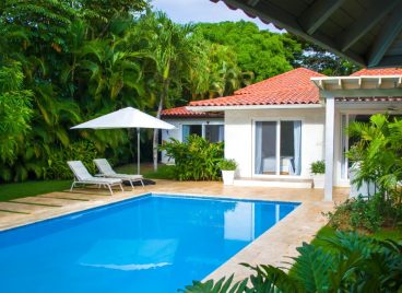 Casa de Campo Villa Exterior With Private Pool and Lounge Area