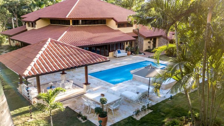 Casa de Campo Villa Exterior With Pool and Lounge Area