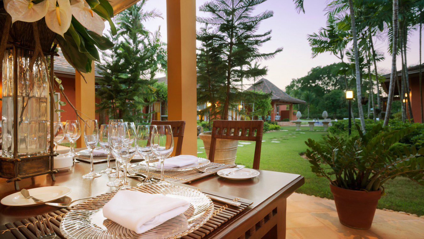 Outdoor seating at Casa de Campo