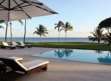 Casa Gloria Outdoor Private Pool and Lounge Area, with Ocean View