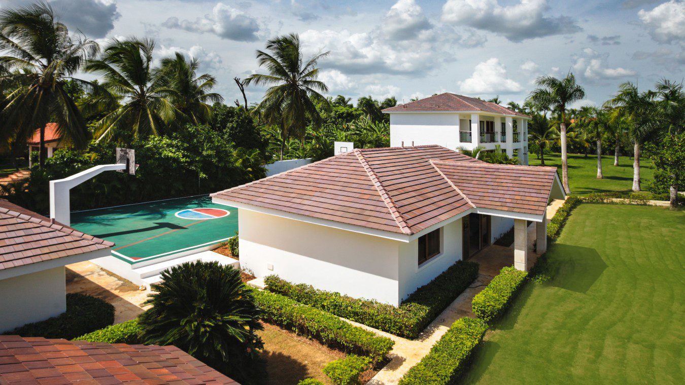 Casa de Campo Villa Exterior Tennis Court and Gardens