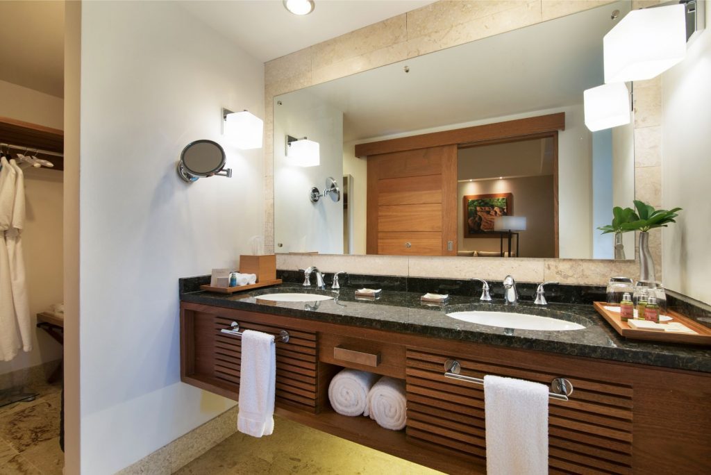 Elite Dominican Republic Resort Hotel Room Bathroom at Casa de Campo Resort & Villas.
