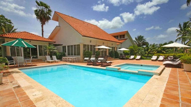 Casa de Campo Villa Exterior With Private Pool and Lounge Area
