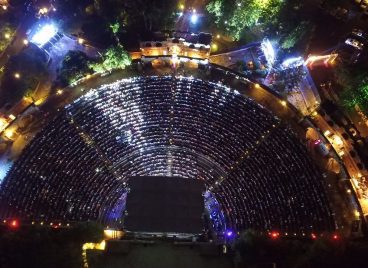 Aerial view of a concert at Altos de Chavón amphitheater