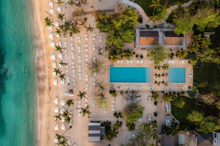 Minitas Beach family pools