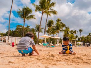 Children playing at Minitas