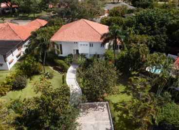 Classic 4 Bedroom Villa Flamboyan Aerial