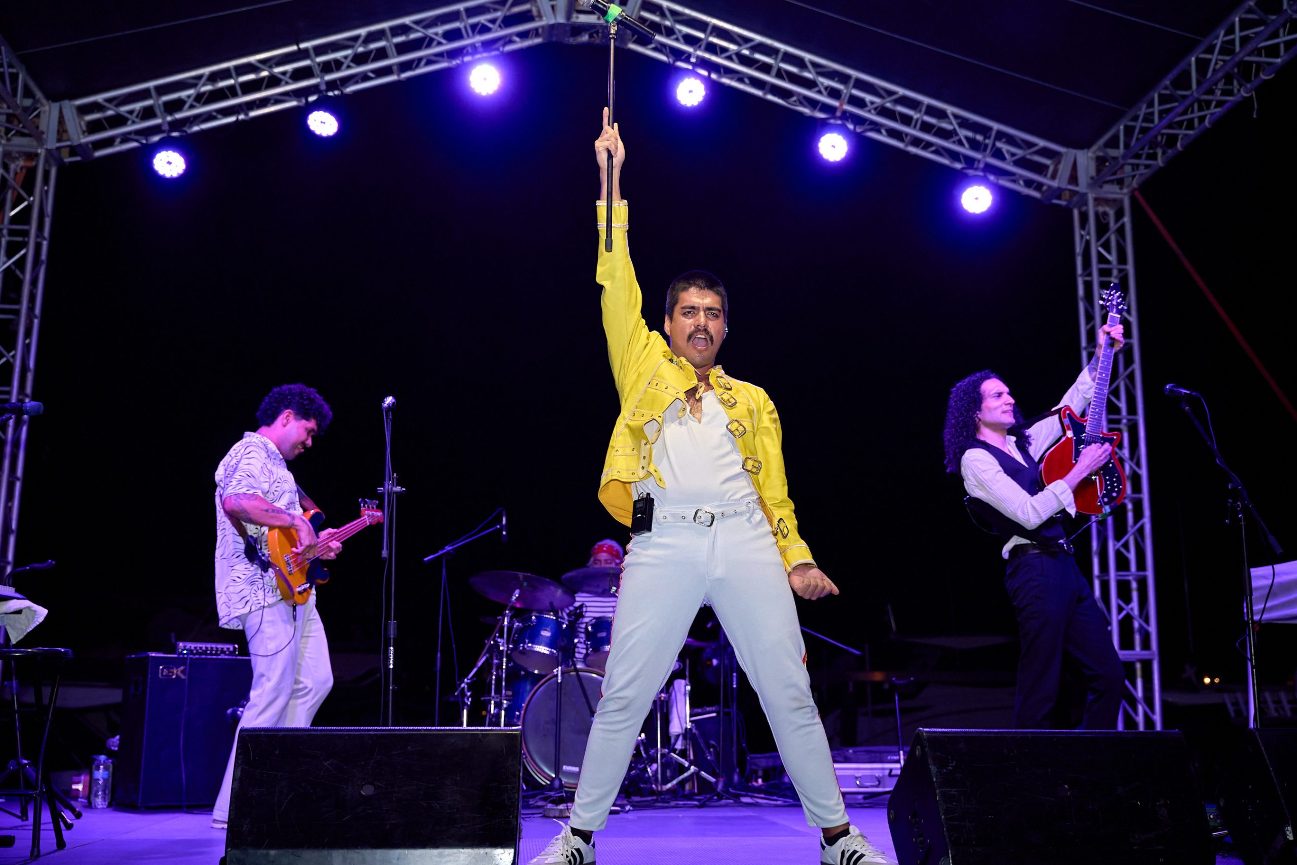 La Reina Tributo a Queen en Plaza Portofino