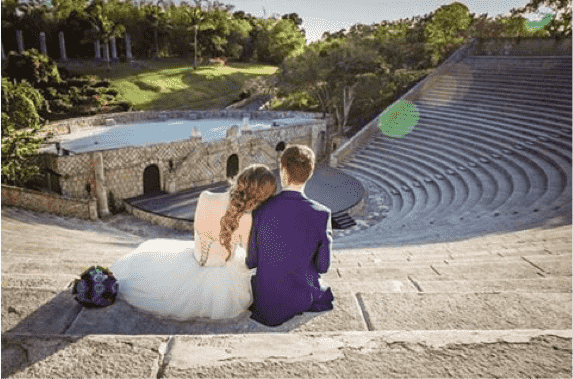 The amphitheatre at Altos de Chavon is ideal for wedding photos.