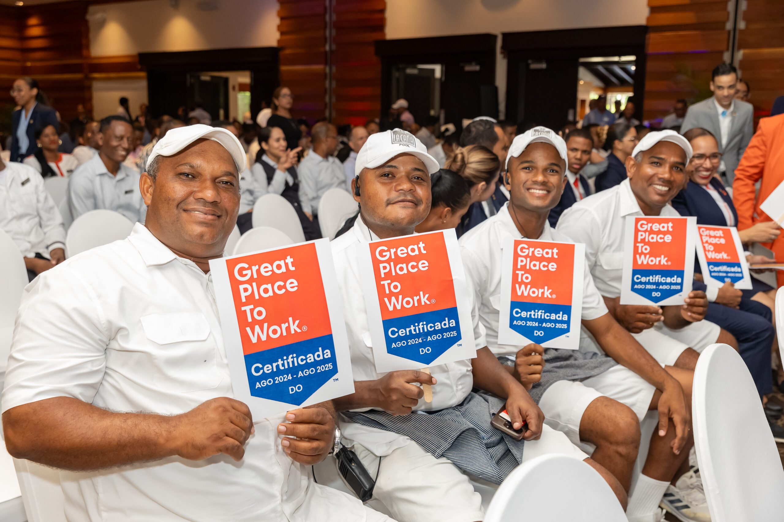 La Familia Casa de Campo Crece como uno de los Mejores Lugares para Trabajar®