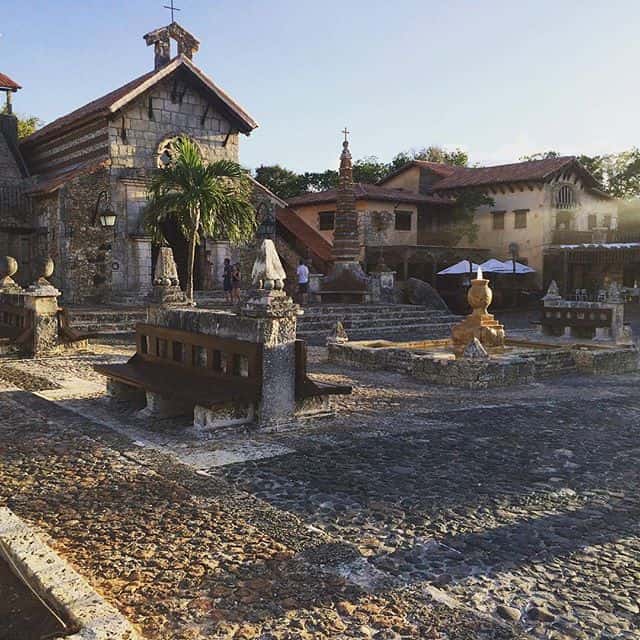Beautiful light shines on a courtyard in Altos de Chavon. 
