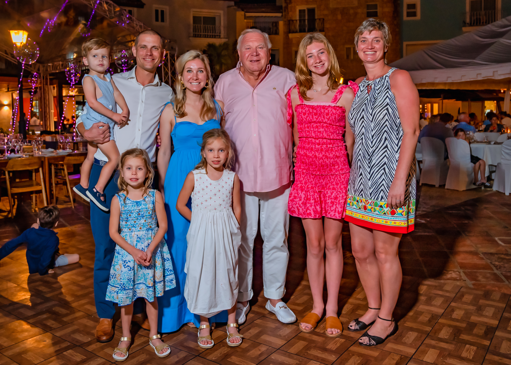 New Year’s Party – Hermanos Rosario