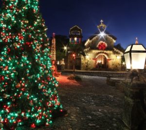 Altos de Chavón Holiday Lights and Events, Casa de Campo Resort & Villas